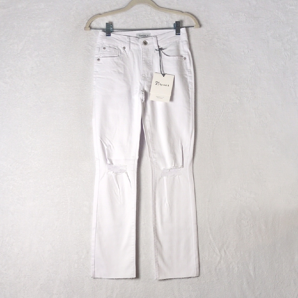 Special A Junior's White Distressed Mid Rise Straight Leg Jeans‎ Size 1